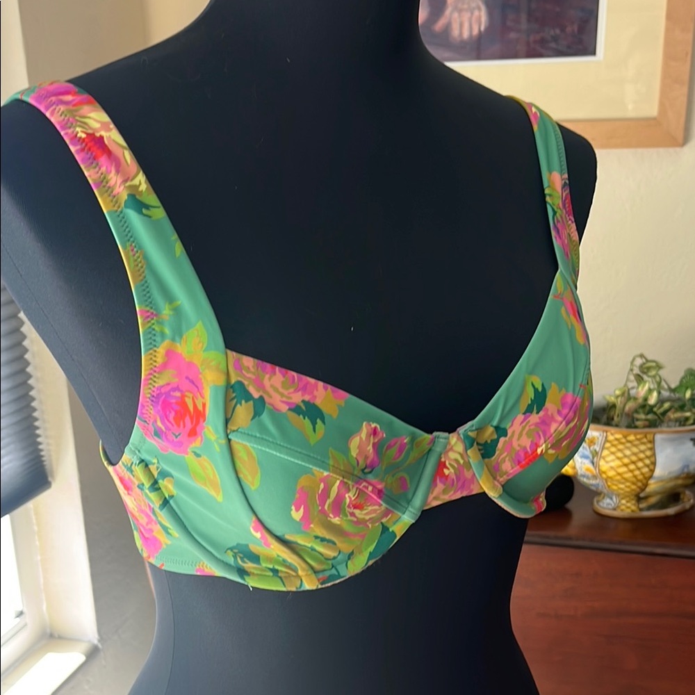 J.CREW RE-IMAGINED Floral Green multi-colored Women's underwire swim top, 32D
